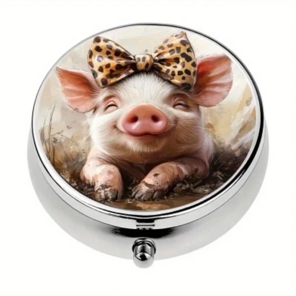 Pig 3 compartment pill box - Picture 1 of 1